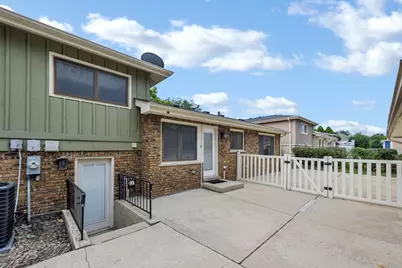 1734 W Rampart Road, Addison, IL 60101 - Photo 2