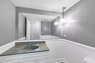 1734 W Rampart Rd, Addison, IL 60101 - Photo 18