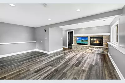 1734 W Rampart Road, Addison, IL 60101 - Photo 10