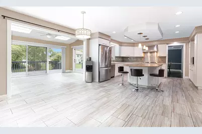 4072 Broadmoor Circle, Naperville, IL 60564 - Photo 10
