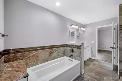 400 Spruce Avenue, Bensenville, IL 60106 - Photo 26