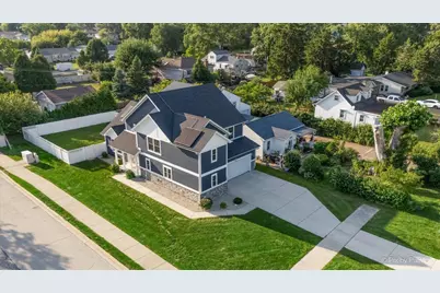 400 Spruce Avenue, Bensenville, IL 60106 - Photo 2