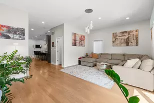 5047 W Winnemac Ave, Chicago, IL 60630 - Photo 18