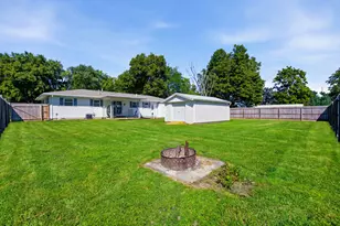 218 N Kansas St, Atwood, IL 61913 - Photo 24