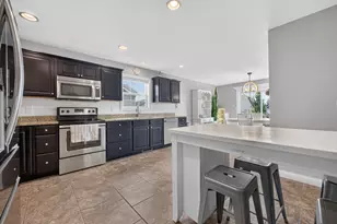 1711 Coralstone Wy, Normal, IL 61761 - Photo 12