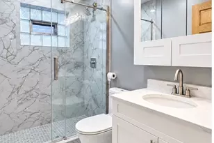 8635 Drake Ave, Skokie, IL 60076 - Photo 6