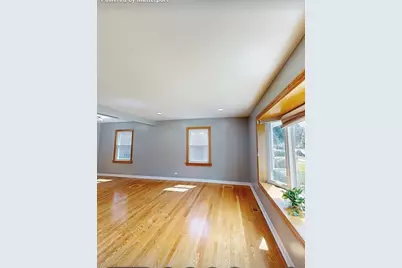 8635 Drake Avenue, Skokie, IL 60076 - Photo 2