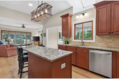 2189 Hidden Valley Drive, Naperville, IL 60565 - Photo 8