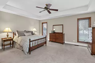2189 Hidden Valley Dr, Naperville, IL 60565 - Photo 18