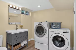 211 S Dorchester Ave, Wheaton, IL 60187 - Photo 22
