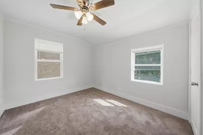 9137 S Essex Avenue, Chicago, IL 60617 - Photo 20