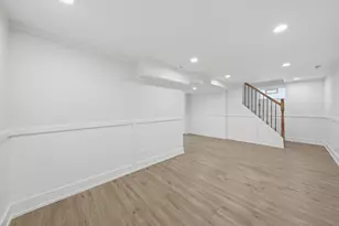 9137 S Essex Ave, Chicago, IL 60617 - Photo 24
