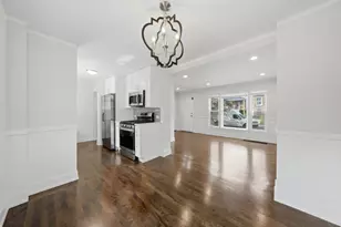 9137 S Essex Ave, Chicago, IL 60617 - Photo 10