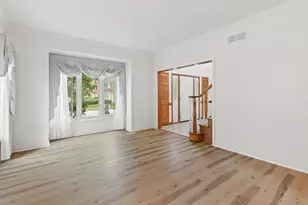 2704 Shellingham Dr, Lisle, IL 60532 - Photo 6