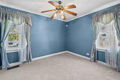 9138 Belleforte Avenue, Morton Grove, IL 60053 - Photo 28