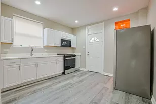 5955 S Whipple St, Chicago, IL 60629 - Photo 20