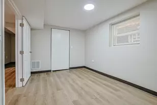 5955 S Whipple St, Chicago, IL 60629 - Photo 6
