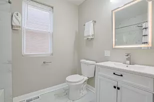 5955 S Whipple St, Chicago, IL 60629 - Photo 16