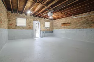 5955 S Whipple St, Chicago, IL 60629 - Photo 32