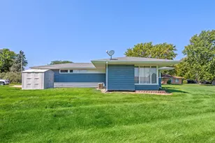 304 Knell Ln, Shabbona, IL 60550 - Photo 22