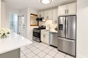427 Edgewood Pl, River Forest, IL 60305 - Photo 2