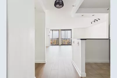 10 E Ontario Street #4205, Chicago, IL 60611 - Photo 2
