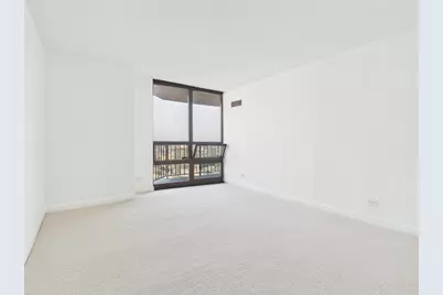 10 E Ontario Street #4205, Chicago, IL 60611 - Photo 12