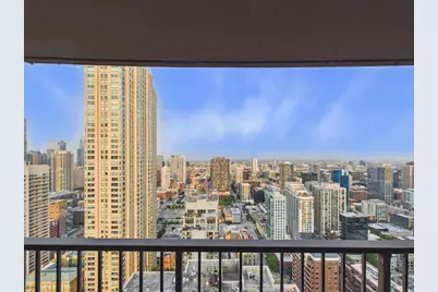 10 E Ontario Street #4205, Chicago, IL 60611 - Photo 18