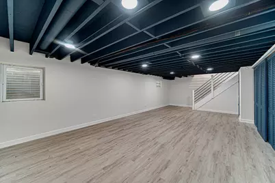 1072 Brantwood Avenue, Elk Grove Village, IL 60007 - Photo 20