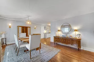 1072 Brantwood Ave, Elk Grove Village, IL 60007 - Photo 8