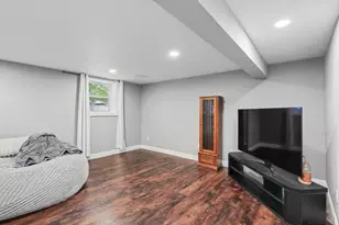905 Stratford Dr, Champaign, IL 61821 - Photo 30