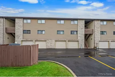 695 Dean Drive #E, South Elgin, IL 60177 - Photo 2