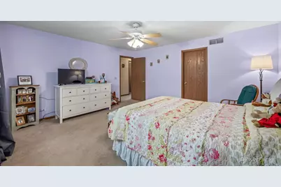 695 Dean Drive #E, South Elgin, IL 60177 - Photo 22