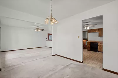 22W313 1 St Street, Glen Ellyn, IL 60137 - Photo 4