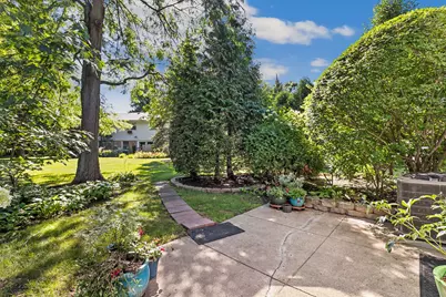 12 Robin Hood Lane #12, Northfield, IL 60093 - Photo 14