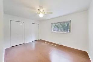 10S324 Hampshire Ln, Willowbrook, IL 60527 - Photo 22