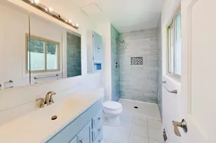 10S324 Hampshire Ln, Willowbrook, IL 60527 - Photo 20