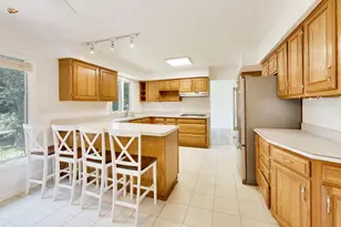 10S324 Hampshire Ln, Willowbrook, IL 60527 - Photo 10