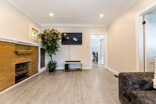 6207 S California Ave, Chicago, IL 60629 - Photo 6