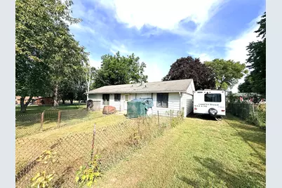 213 Henderson Street, Rossville, IL 60963 - Photo 2