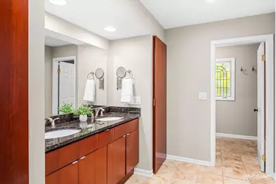 641 Lake Road, Glen Ellyn, IL 60137 - Photo 26