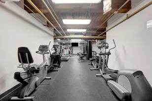 225 W Huron St, Chicago, IL 60654 - Photo 14