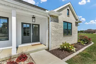200 Constitution Blvd, Monticello, IL 61856 - Photo 4