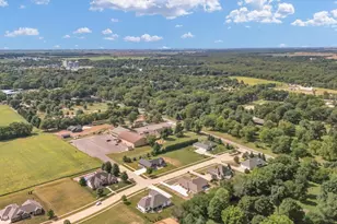 200 Constitution Blvd, Monticello, IL 61856 - Photo 58