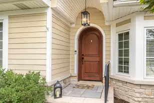 1341 Brophy Ave, Park Ridge, IL 60068 - Photo 4