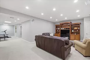 2309 Larkdale Dr, Glenview, IL 60025 - Photo 28