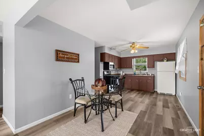 323 Kingswood Drive, North Aurora, IL 60542 - Photo 4