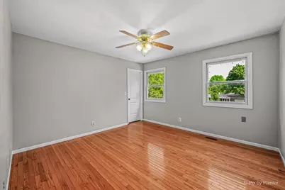 2711 Old Oak Drive, McHenry, IL 60050 - Photo 32