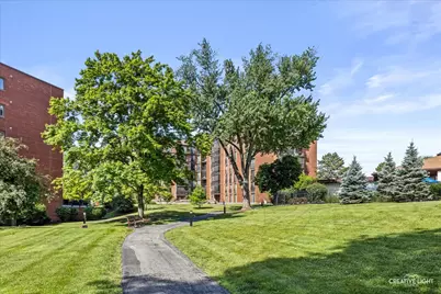 111 Acacia Drive #101, Indian Head Park, IL 60525 - Photo 18