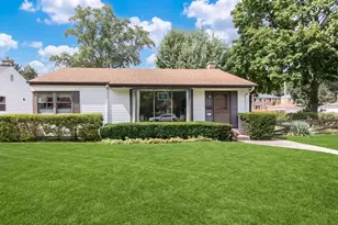 1808 Linden St, Des Plaines, IL 60018 - Photo 2